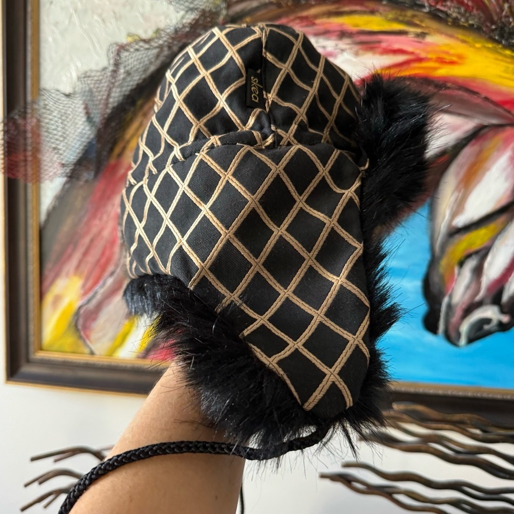 Vintage Skea Trapper Hat Faux Fur Gold Pattern Size S